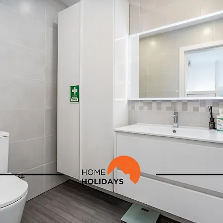 #239 Vivenda V3 Com Piscina By Holidays 别墅