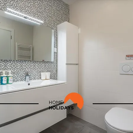 #239 Vivenda V3 Com Piscina By Holidays Вілла *
